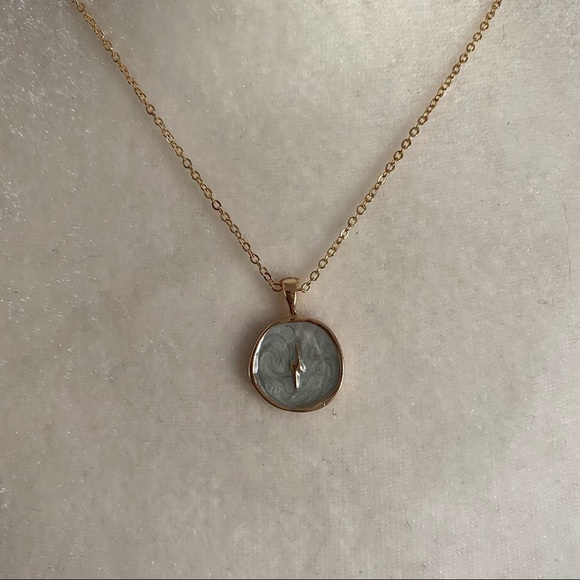 Lightning Necklace - Picture 7 of 9